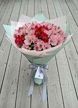 Букет цветов из:  Альстромерии в Гвардейском