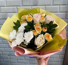 Букет цветов из:  Розы и Хризантемы #REPLACE_PRED# Гвардейском