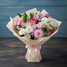 Букет цветов из:  Хризантемы, Альстромерии и Розы в Гвардейском