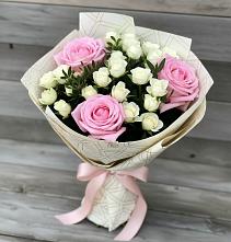 Букет цветов из:  Розы #REPLACE_PRED# Гвардейском