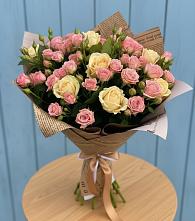 Букет цветов из:  Розы #REPLACE_PRED# Гвардейском