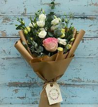 Букет цветов из:  Розы и Лизиантусы в Гвардейском