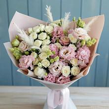 Букет цветов из:  Альстромерии и Розы в Гвардейском