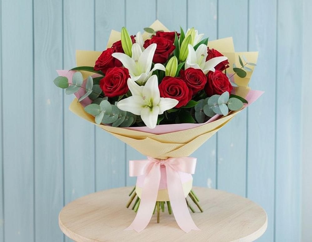 Букет цветов из: Лилии и Розы в Гвардейском